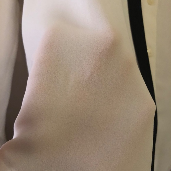 White silky button up blouse - Picture 4 of 5